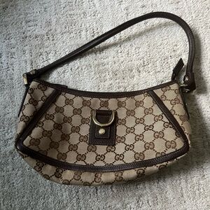 Gucci small purse